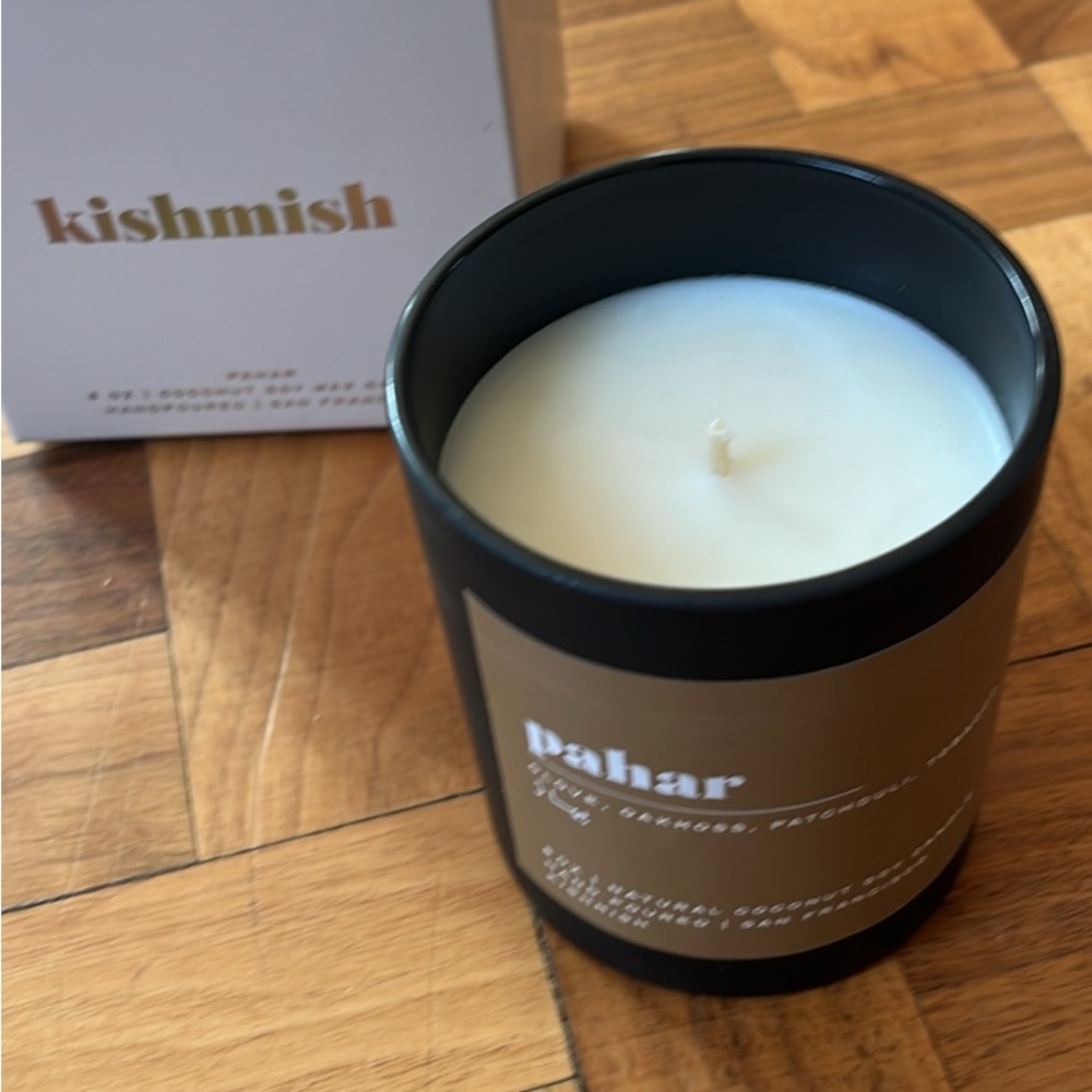 KISHMISH PAHAR Scented Candle